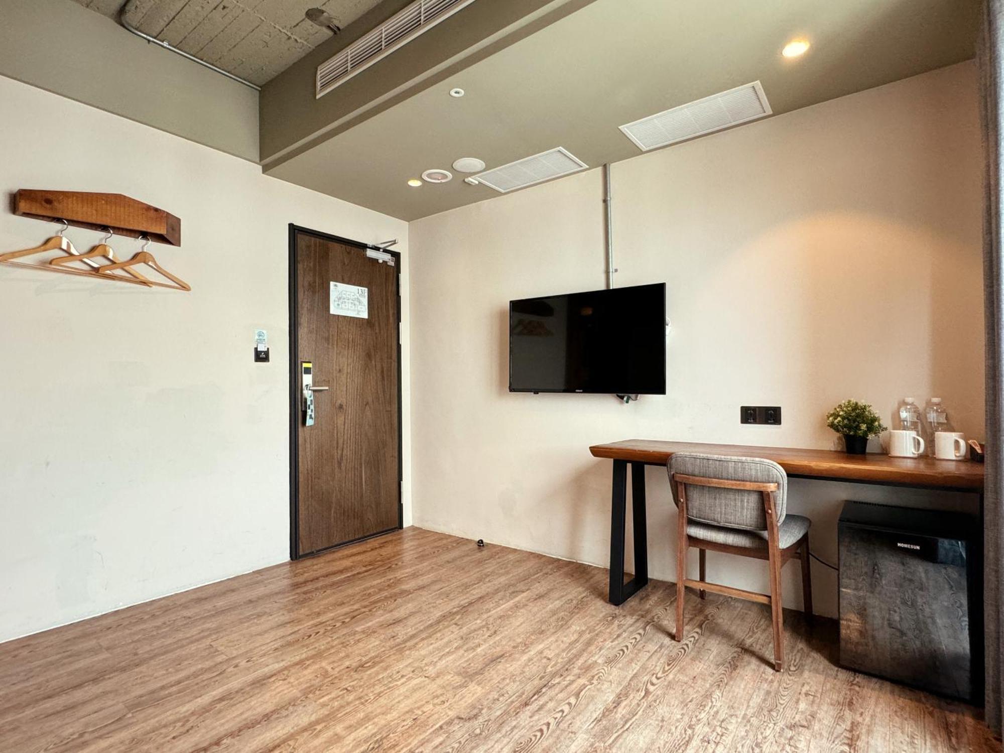 Roaders Hotel Tainan Chengda Ruang foto