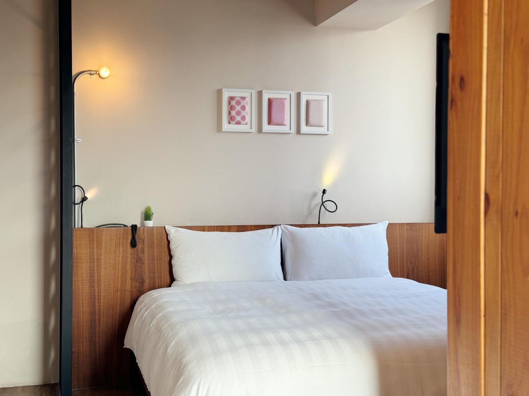 Roaders Hotel Tainan Chengda Ruang foto