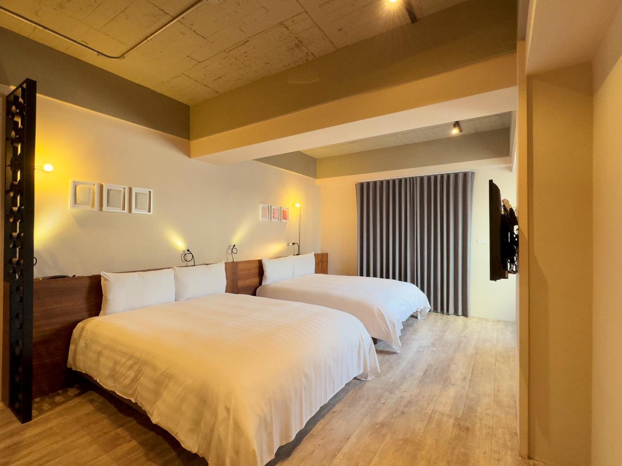 Roaders Hotel Tainan Chengda Ruang foto